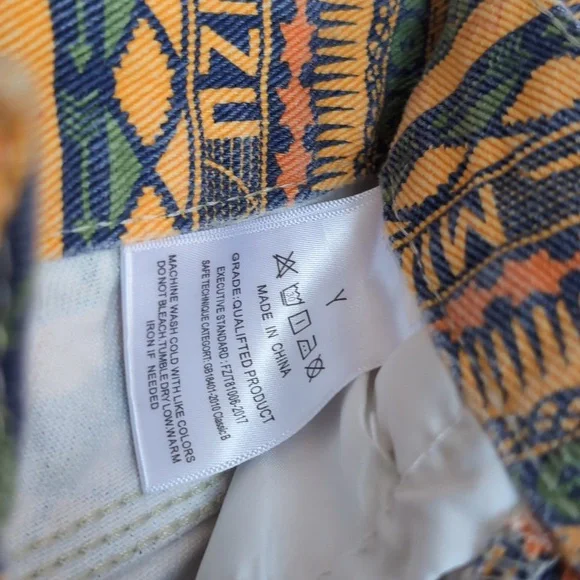 Multicolor Patterned Jeans - Picture 6 of 10